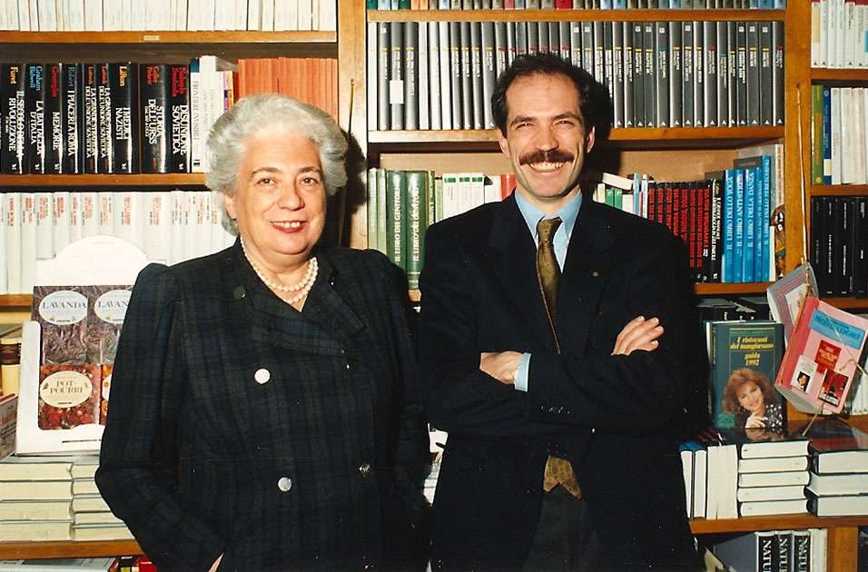 Libreria Serra Tarantola ieri