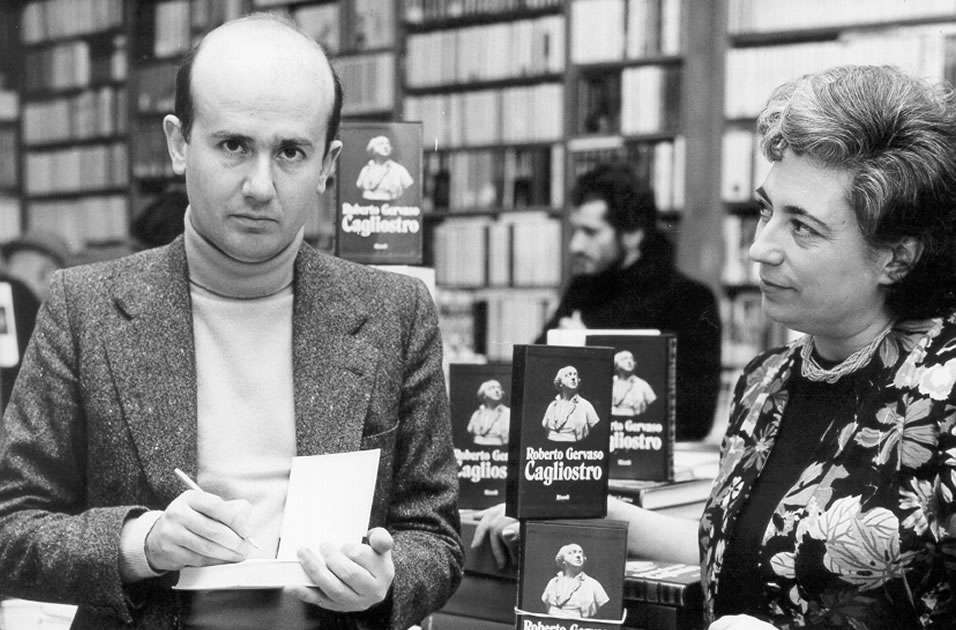 Libreria Serra Tarantola ieri